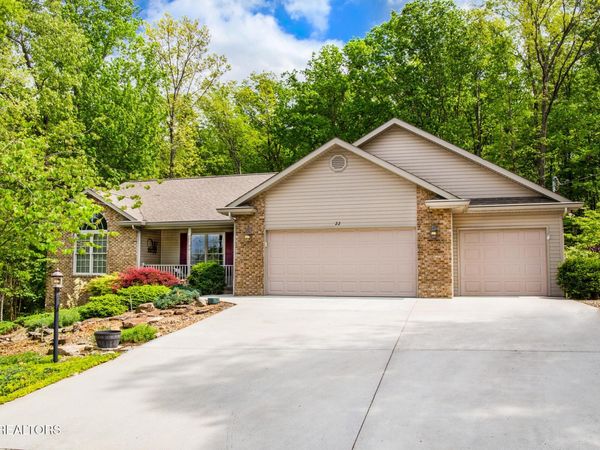22 Chelteham Lane , Crossville, TN 38558