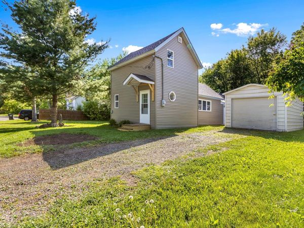 610 Park Avenue , Sandstone, MN 55072