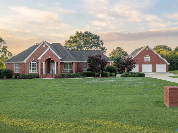 885 County Road 414, Centre, AL 35960