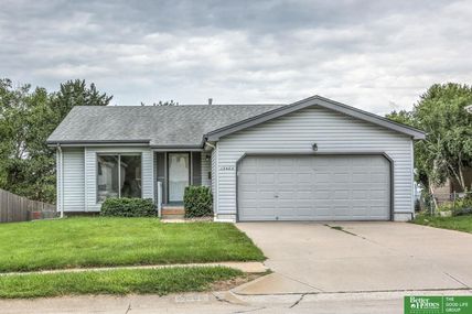 13405 Edna Street, Omaha, NE 68138