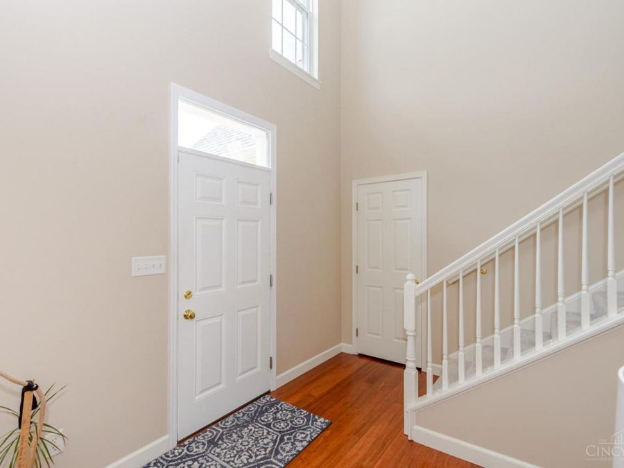 9655 Olde Georgetown Way, Centerville, OH 45458 Photo 5