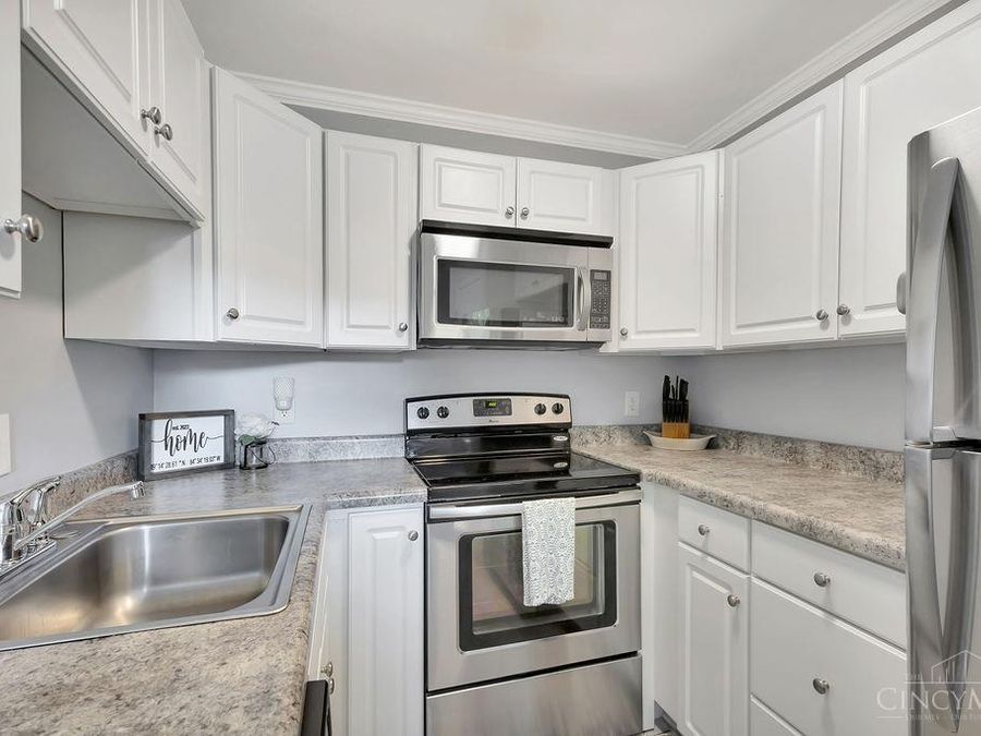 9416 Ridgemoor Avenue, Colerain Township, OH 45231 Photo 20