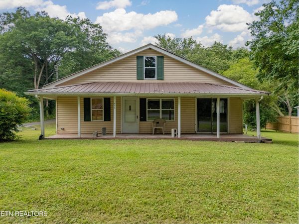 440 Liberty Rd, Wartburg, TN 37887