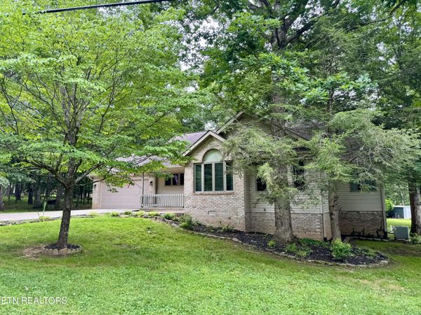 139 Fairhaven Drive, Crossville, TN 38558