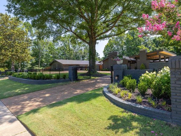 2500 HOUSTON LEVEE RD , Germantown, TN 38139