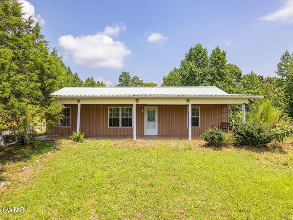 2750 Jeanette Holladay Rd , Parsons, TN 38363