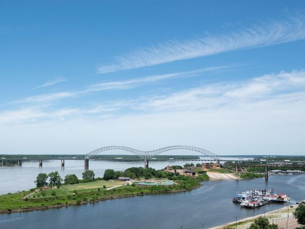200 WAGNER PL , Unit 1407/1408, Memphis, TN 38103