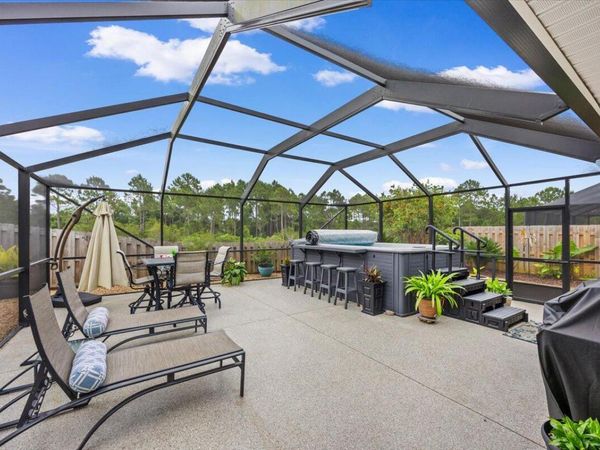 1692 Waterford Sound Boulevard, Gulf Breeze, FL 32563
