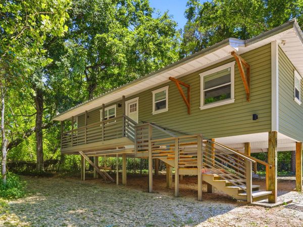 35 North Avenue, Freeport, FL 32439