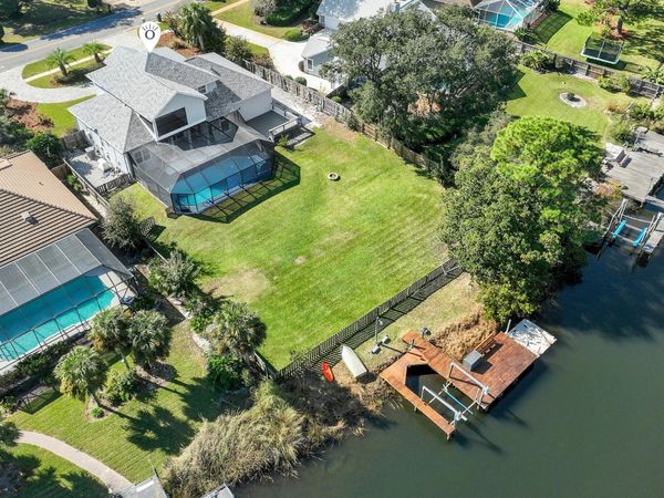138 W Country Club Drive, Destin, FL 32541
