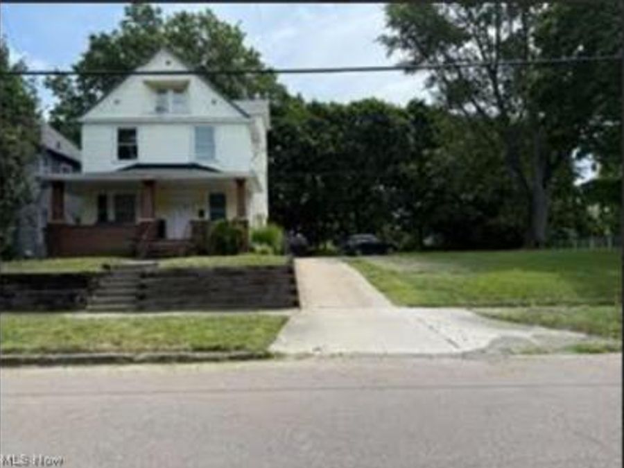 651 Kling Street , Akron, OH 44311 Photo 1