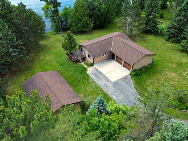 21888 Shallow Lake Road , Warba, MN 55793