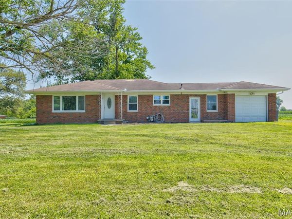 7929 Brighton Bunker Hill Road , Bunker Hill, IL 62014
