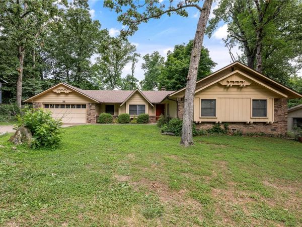 35 Fenchurch Drive , Bella Vista, AR 72715