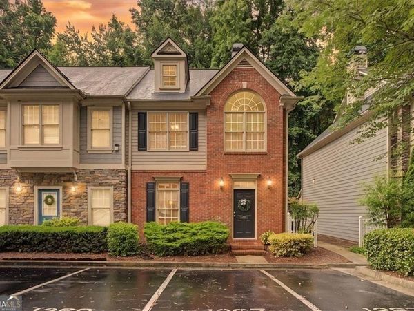 1267 Harris Commons Place, Roswell, GA 30076
