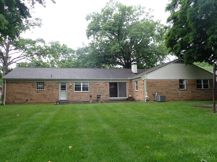 688 Buff Court, Springfield Township, OH 45231 Photo 38
