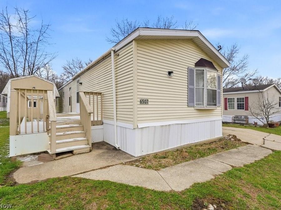 6507 Robby Lane , Ravenna, OH 44266 Photo 1