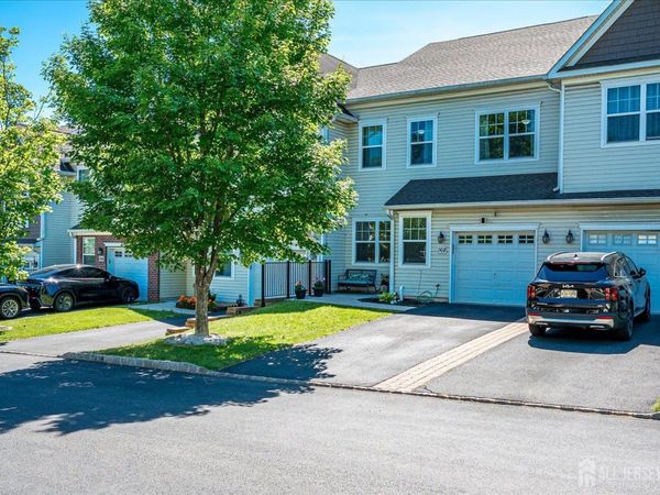 168 Savoth Lane , Colonia, NJ 07067