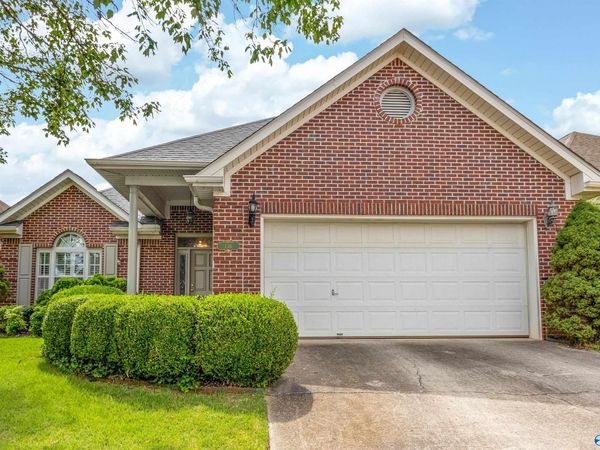 136 Canterbury Drive, Madison, AL 35758