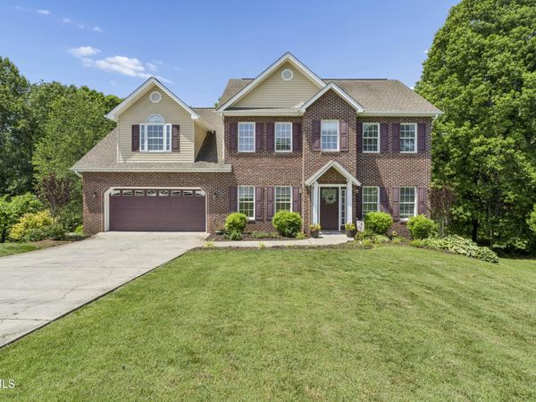 616 Kings Ridge Drive, Blountville, TN 37617