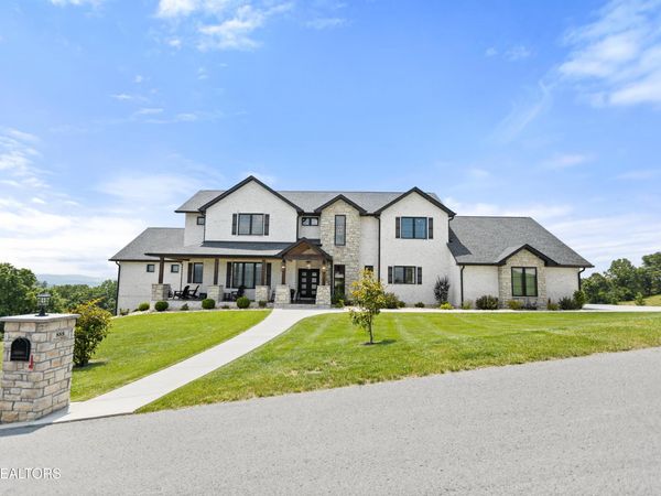 888 Smokey Quartz Blvd Blvd, New Tazewell, TN 37825