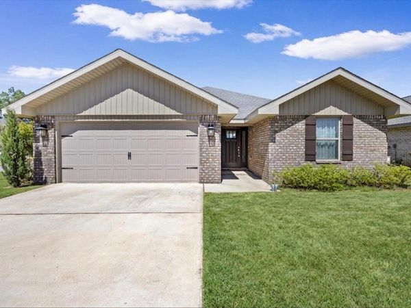 232 Baycliff Drive, Crestview, FL 32536