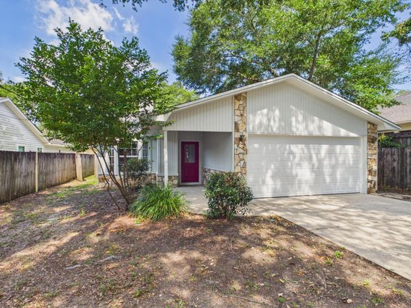 1920 Redwood Avenue, Niceville, FL 32578