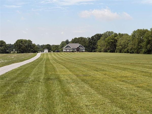 3479 Addison New Carlisle Road, New Carlisle, OH 45344