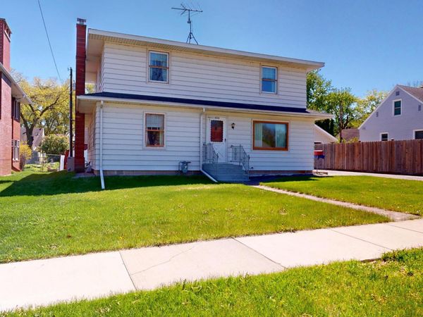 406 Giles Place , Albert Lea, MN 56007