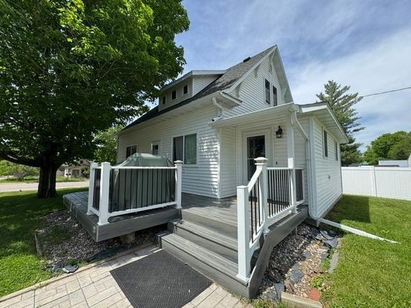 114 Central Avenue S, Bertha, MN 56437