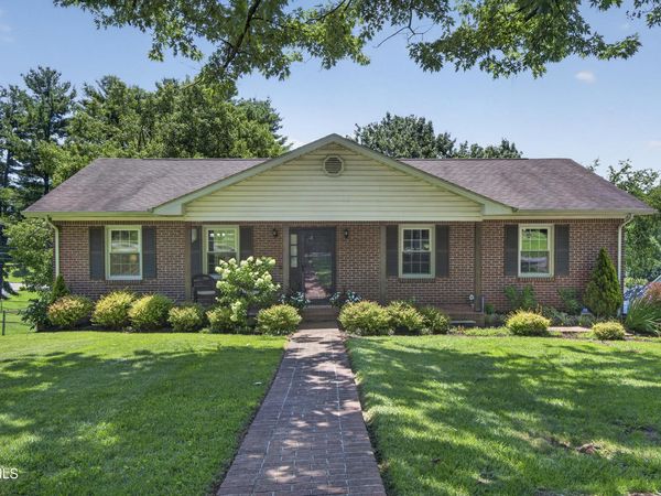 1140 Hillview Drive, Abingdon, VA 24210