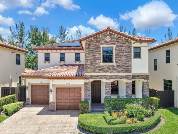 9860 NW 86th Terrace , Doral, FL 33178