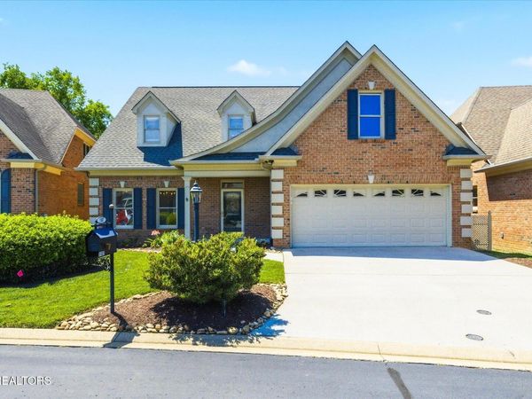 1107 Highgrove Garden Way, Knoxville, TN 37922