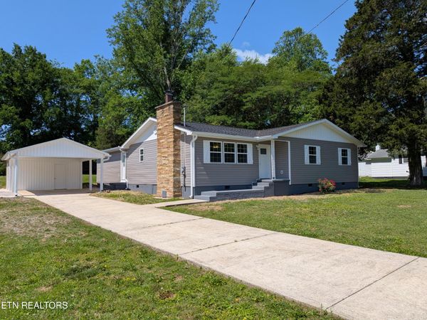 141 Redwood Ave, Dayton, TN 37321