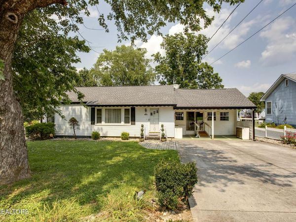 111 Sunset Drive, Harriman, TN 37748