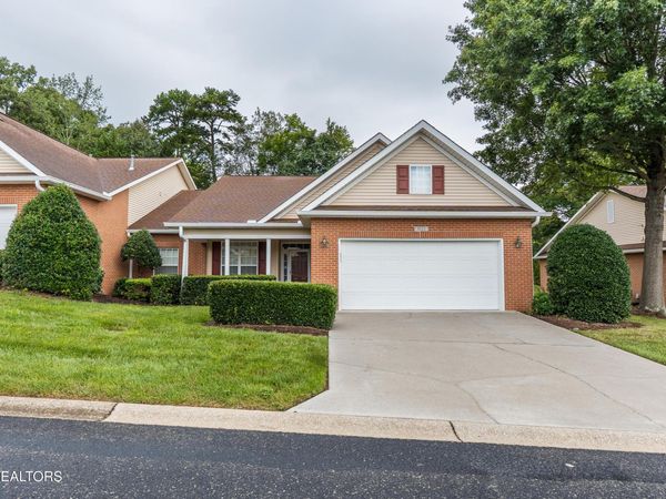 9121 Kettering Way, Knoxville, TN 37923