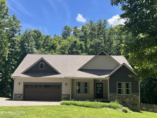 73 Creek Place, Monterey, TN 38574