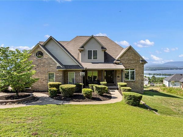 49 Castle Rock Drive , Russellville, AR 72801