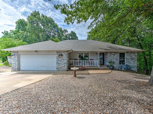 3 Campbell Lane , Bella Vista, AR 72715
