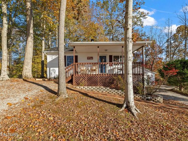 107 Lakeview Spur , Byrdstown, TN 38549