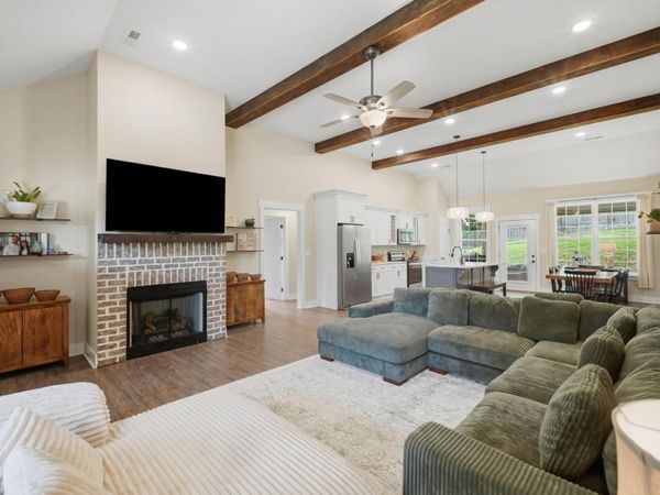 1909 Old Lafayette Road , Rock Spring, GA 30739