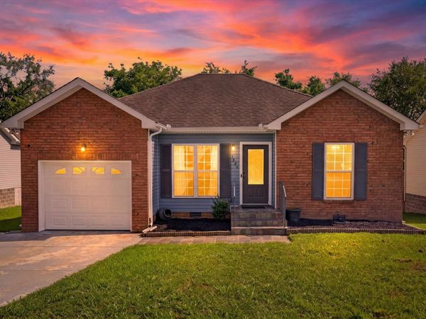 1520 Brick Dr , Nashville, TN 37207