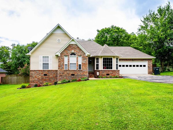 825 Yokley Ln , Pulaski, TN 38478
