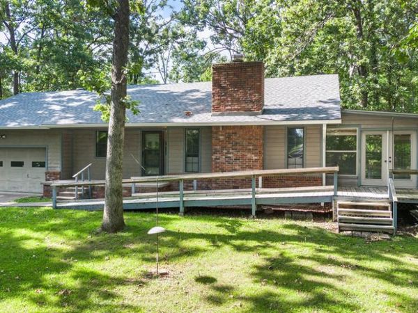 17810 Ridgeway Drive , Siloam Springs, AR 72761