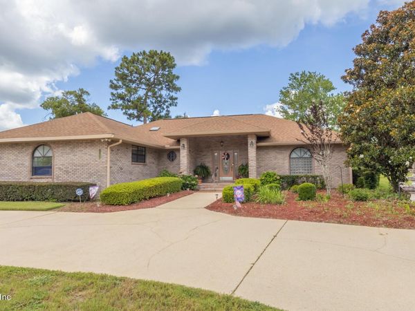4660 SE 3RD Place, Keystone Heights, FL 32656