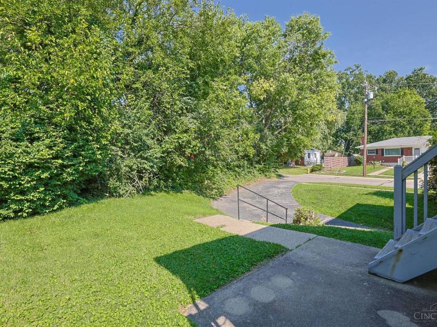 7833 Spirea Drive, Sycamore Township, OH 45236 Photo 37