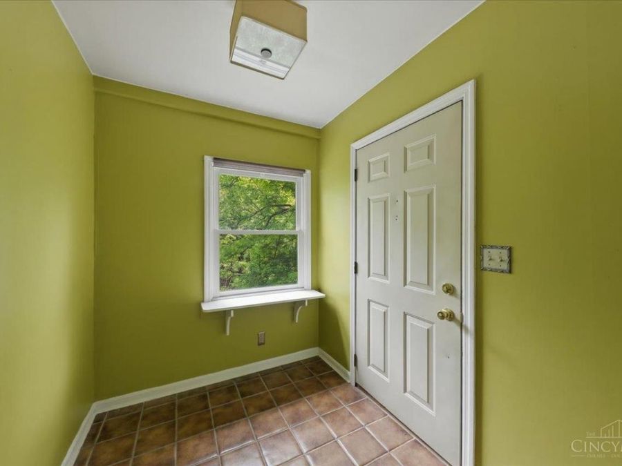 5246 Shepherd Road, Cincinnati, OH 45223 Photo 4