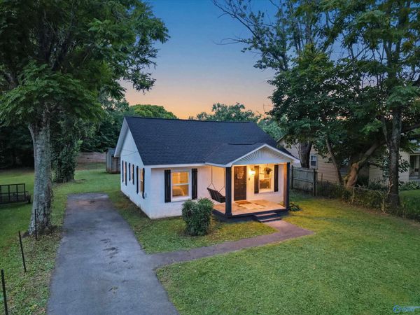 1721 Patterson Street NW, Huntsville, AL 35816