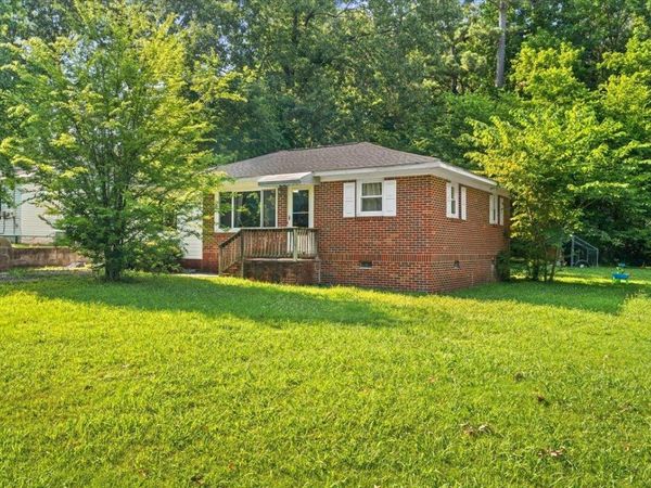 179 N Whitfield Drive NE, Dalton, GA 30721