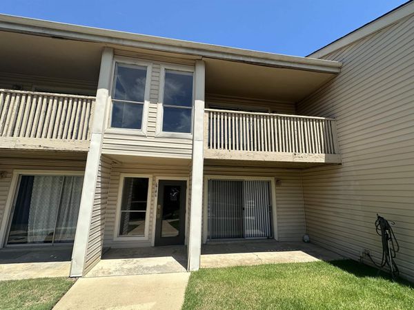 6746 QUAIL HOLLOW CT, Unit 3, Memphis, TN 38120